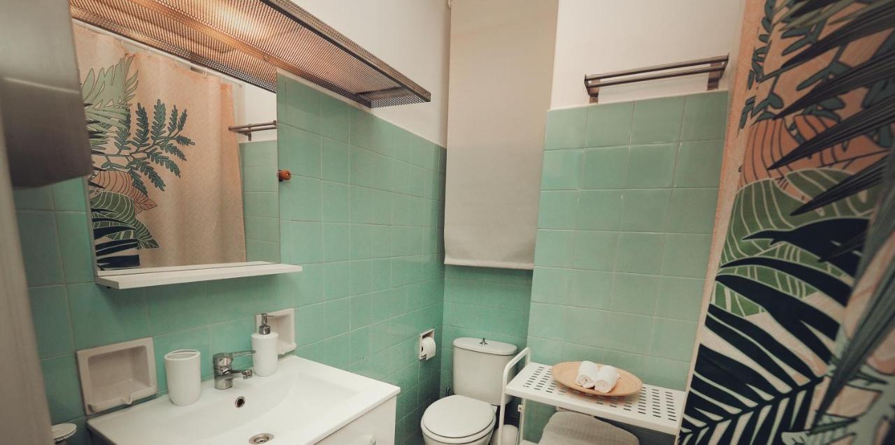 Kolonaki, Karneadou Appartamento Atene Esterno foto
